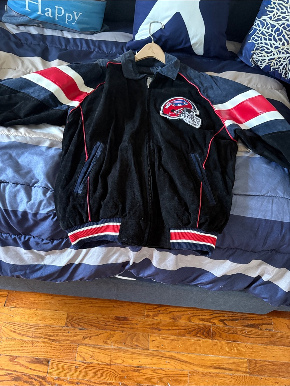 STARTER Black and Navy Puffer Jacket with Red Accents